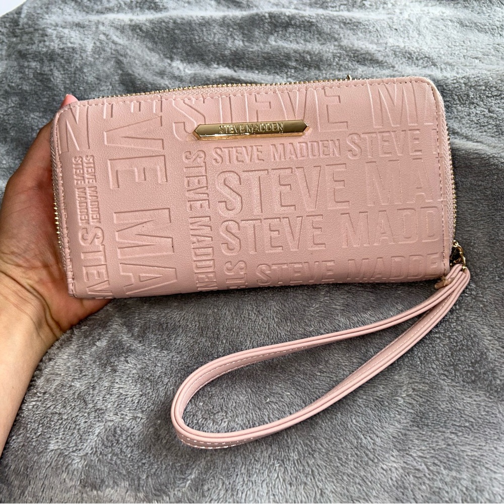 Steve Madden Pink Wristlet Wallet